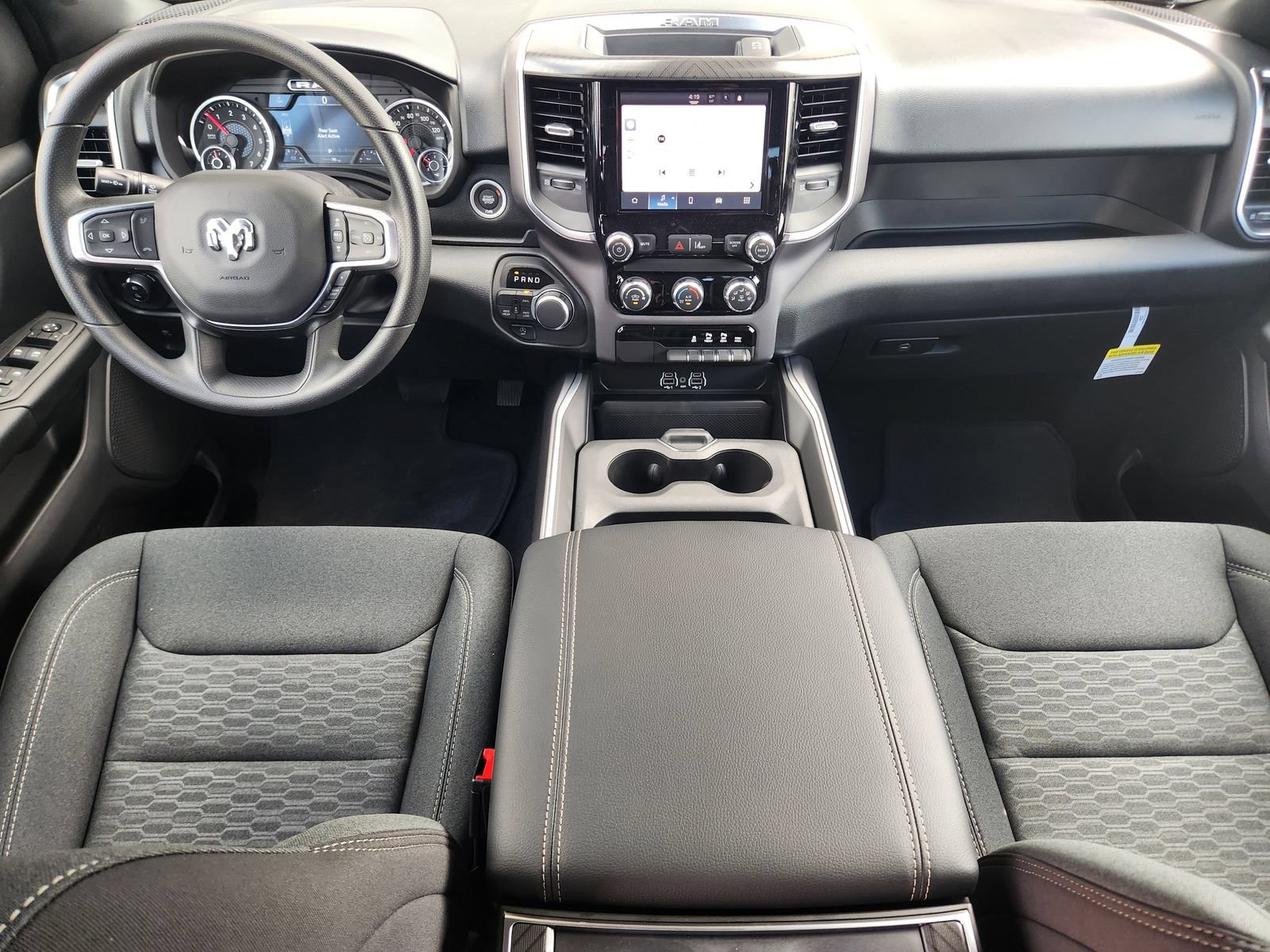 New 2026 RAM 1500 Express AWD/4WD image 24