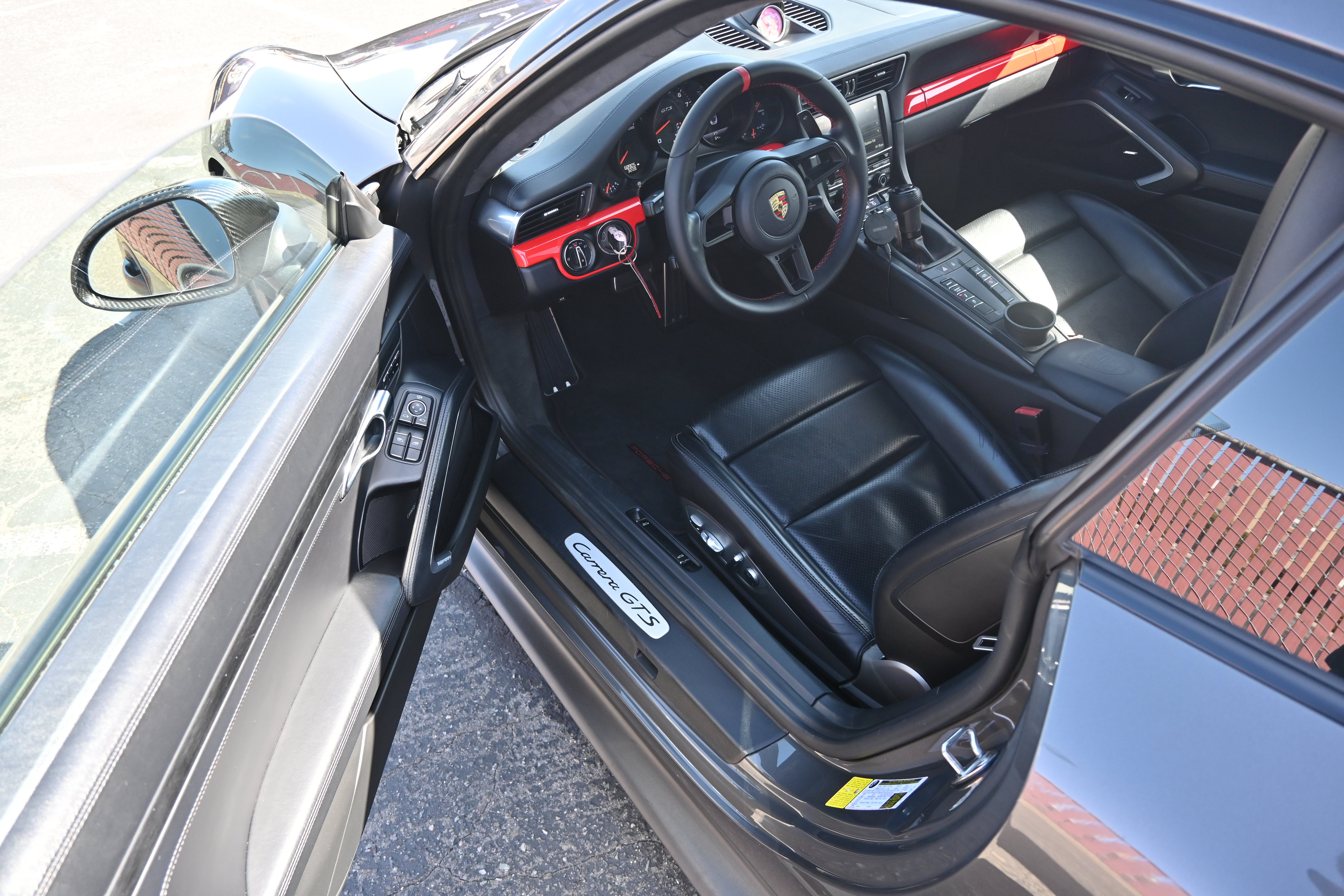 Used 2016 Porsche 911 Carrera GTS RWD image 37