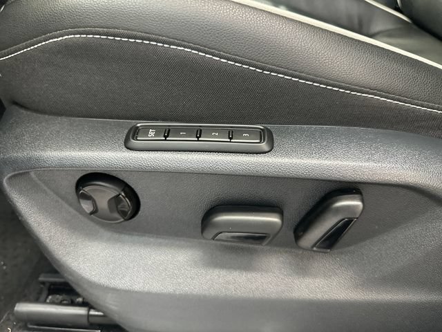 Used 2024 Volkswagen Tiguan SEL R-Line AWD/4WD image 20