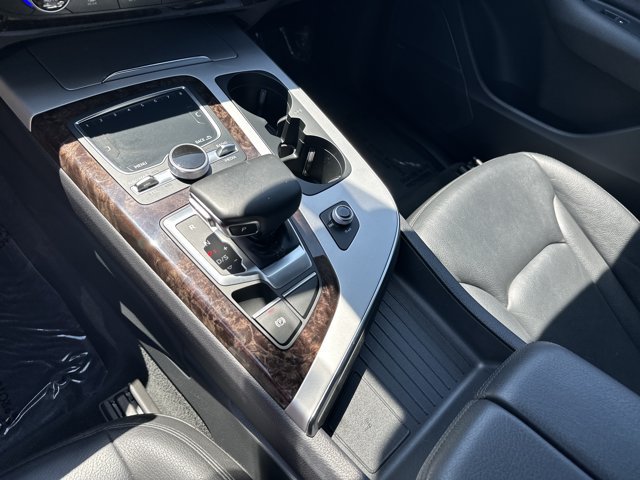 Used 2019 Audi Q7 2.0T Premium Plus w/ Premium Plus Package AWD/4WD image 36