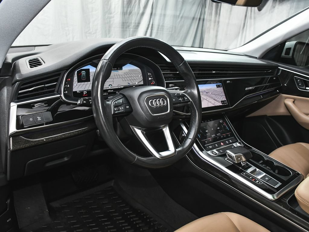 Used 2022 Audi Q8 Premium AWD/4WD image 24