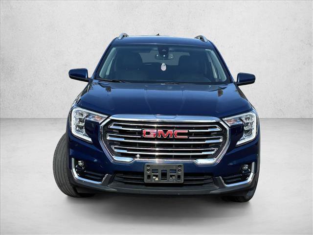 Used 2023 GMC Terrain SLT w/ Infotainment Package II AWD/4WD image 2