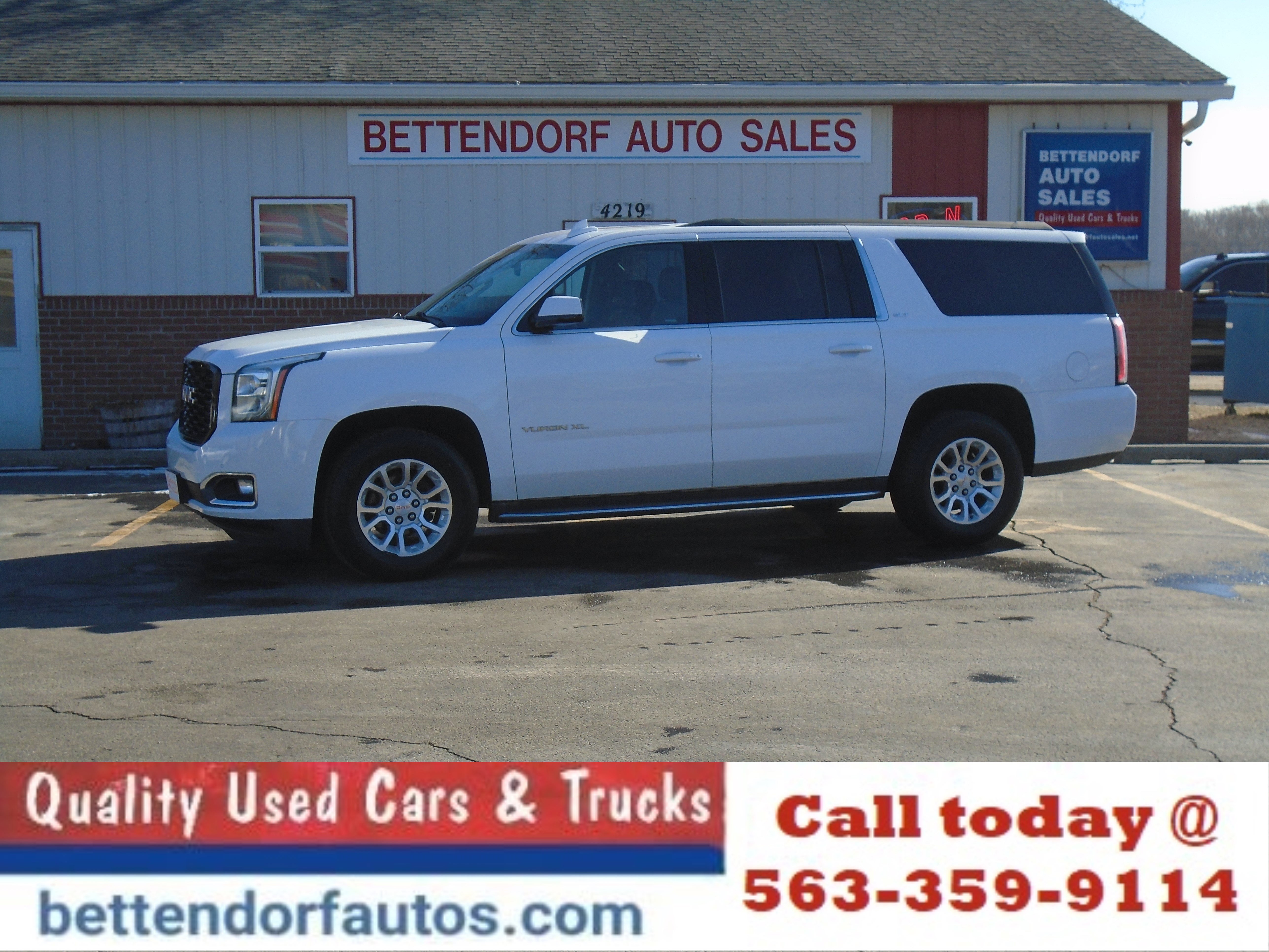 Used 2017 GMC Yukon XL SLT w/ Open Road Package