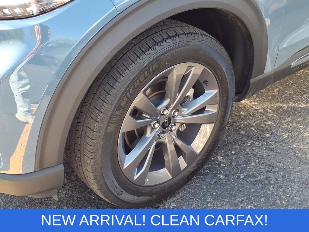 Used 2025 Ford Explorer Active w/ Active Comfort Package AWD/4WD image 31