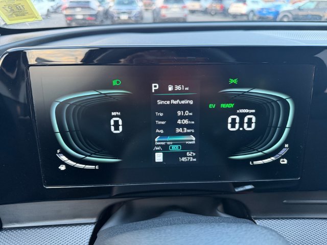 Certified 2025 Kia Sportage LX FWD image 16