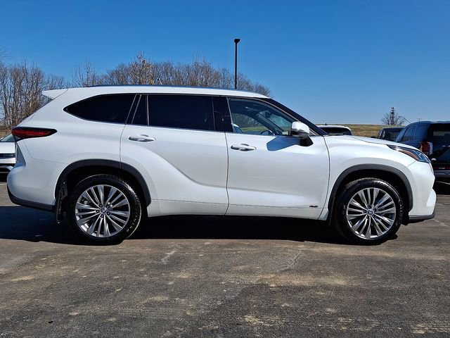 Used 2022 Toyota Highlander Platinum AWD/4WD image 7