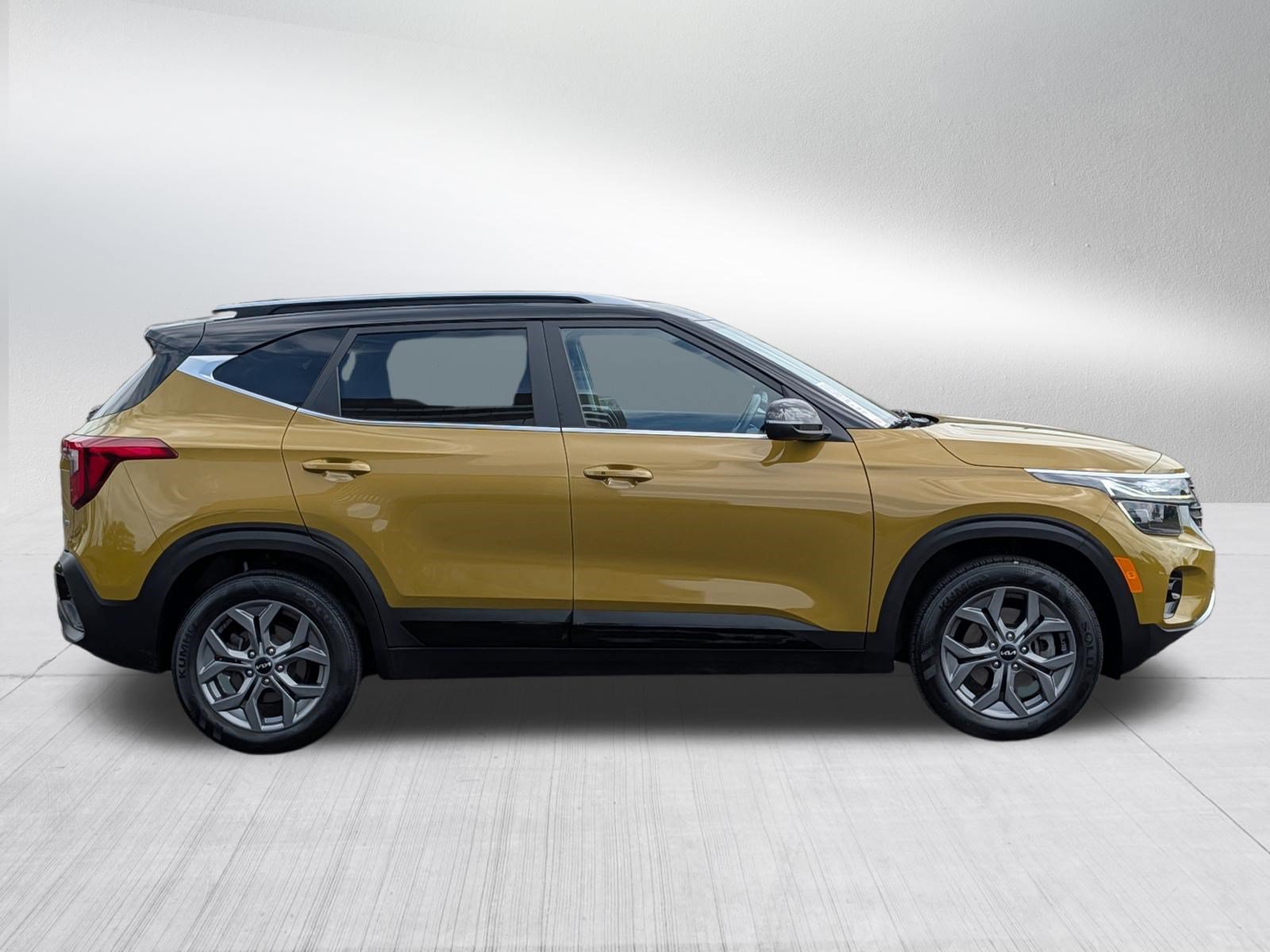 Certified 2024 Kia Seltos S AWD/4WD image 8