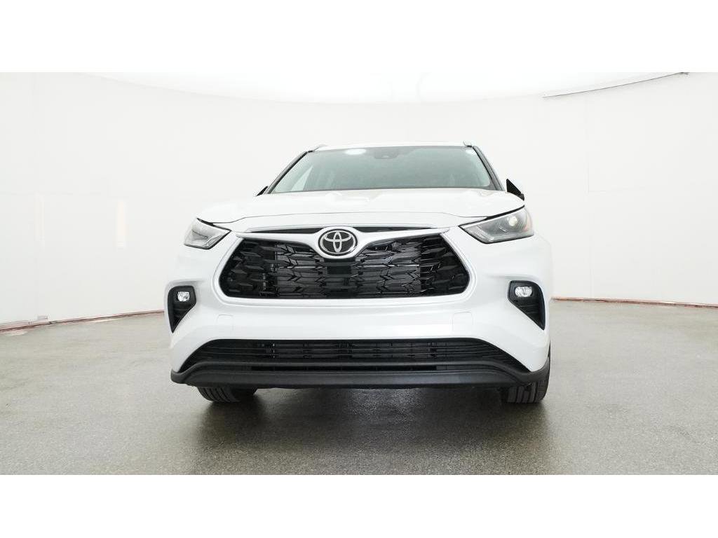 New 2026 Toyota Highlander XLE image 31