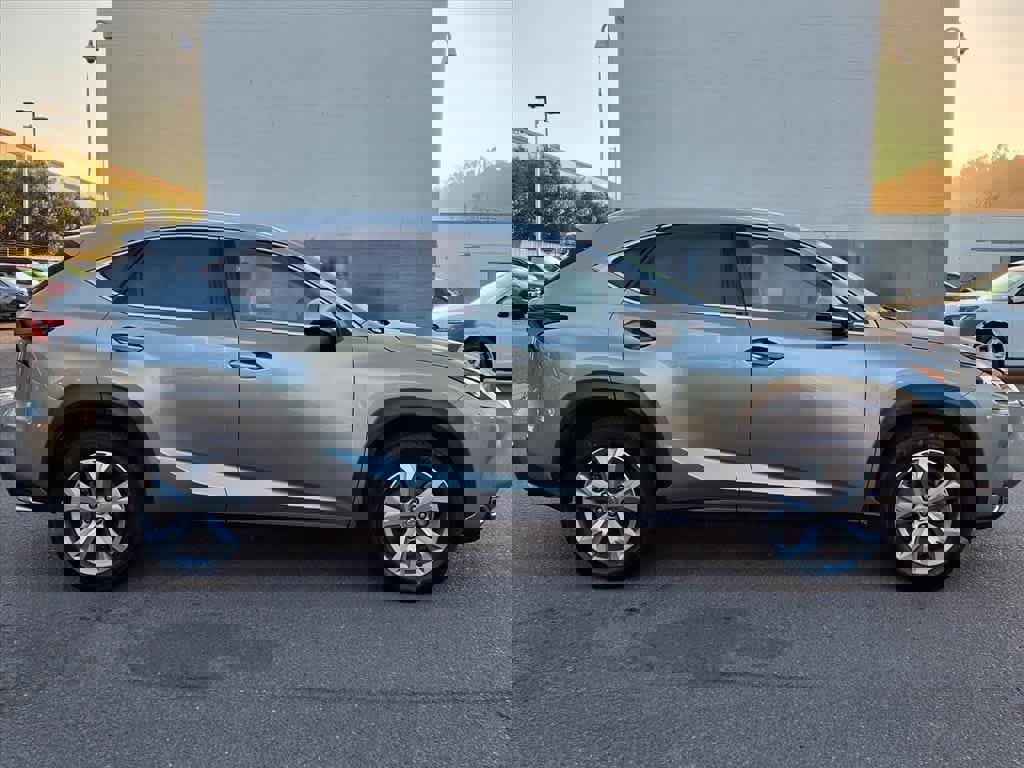 Used 2017 Lexus NX 200t FWD w/ Premium Package image 4