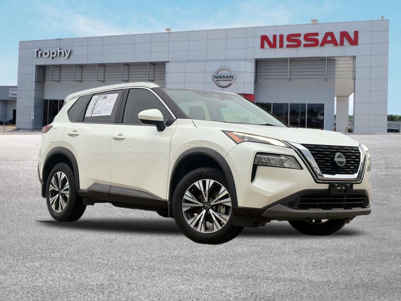 Certified 2023 Nissan Rogue SV image 1