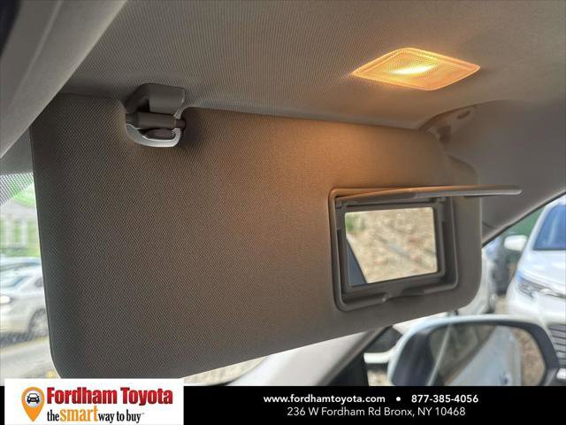 Certified 2022 Toyota Highlander XLE image 34