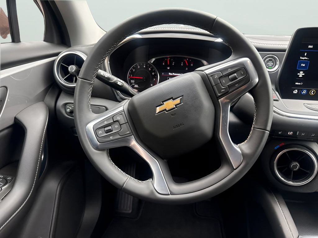 Used 2024 Chevrolet Blazer LT FWD image 22
