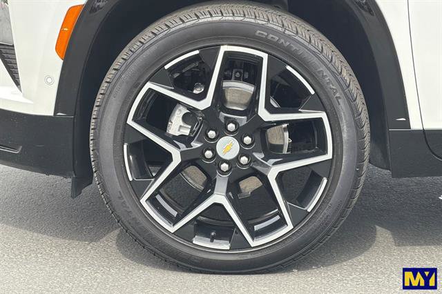 Certified 2025 Chevrolet Traverse High Country image 39