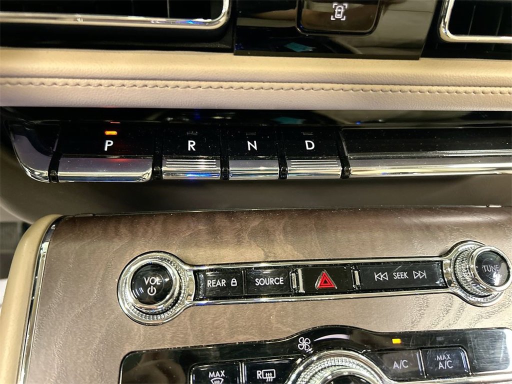 Used 2023 Lincoln Aviator Reserve w/ Elements Package Plus image 18
