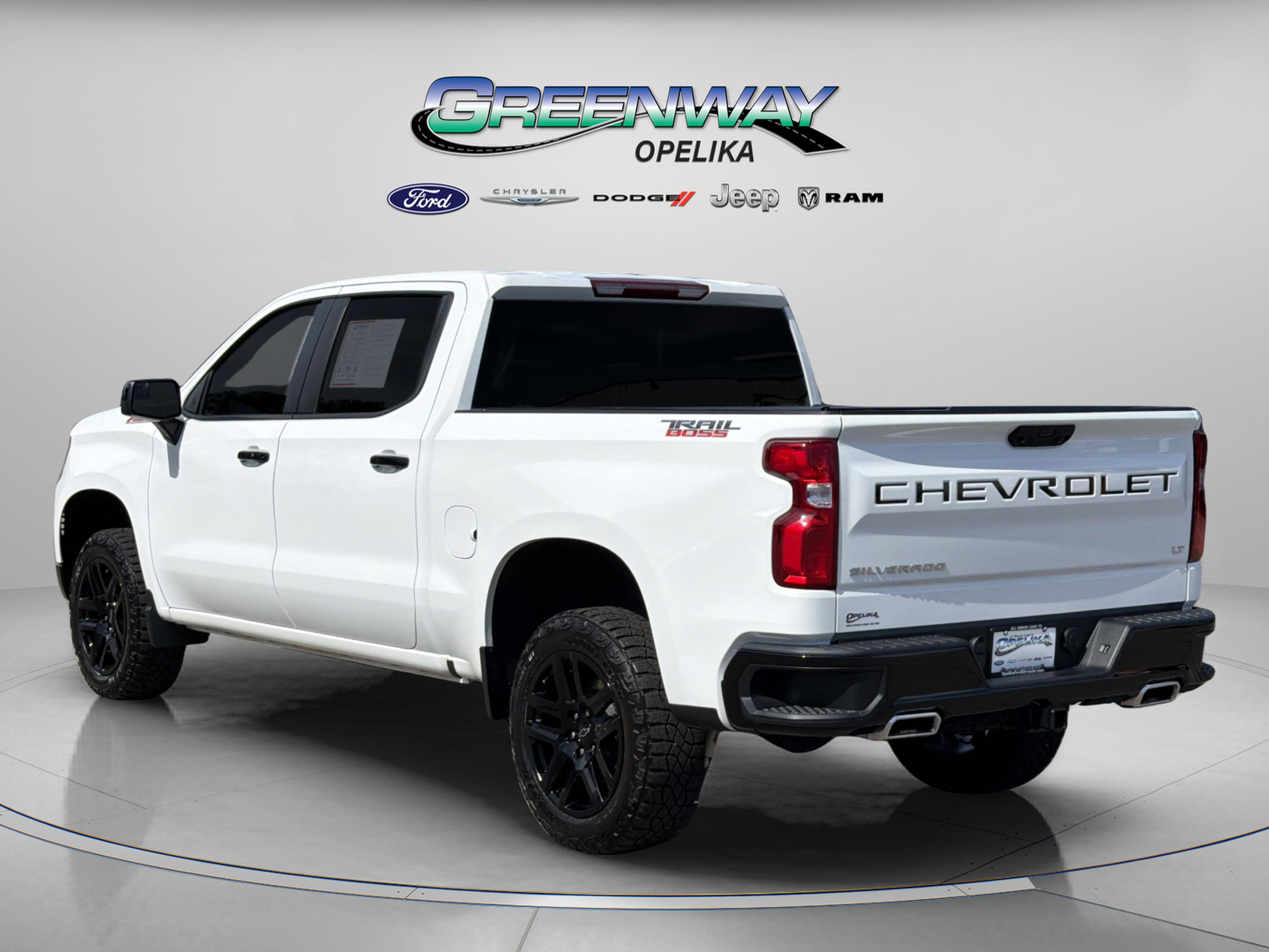 Used 2023 Chevrolet Silverado 1500 LT Trail Boss w/ Protection Package image 5