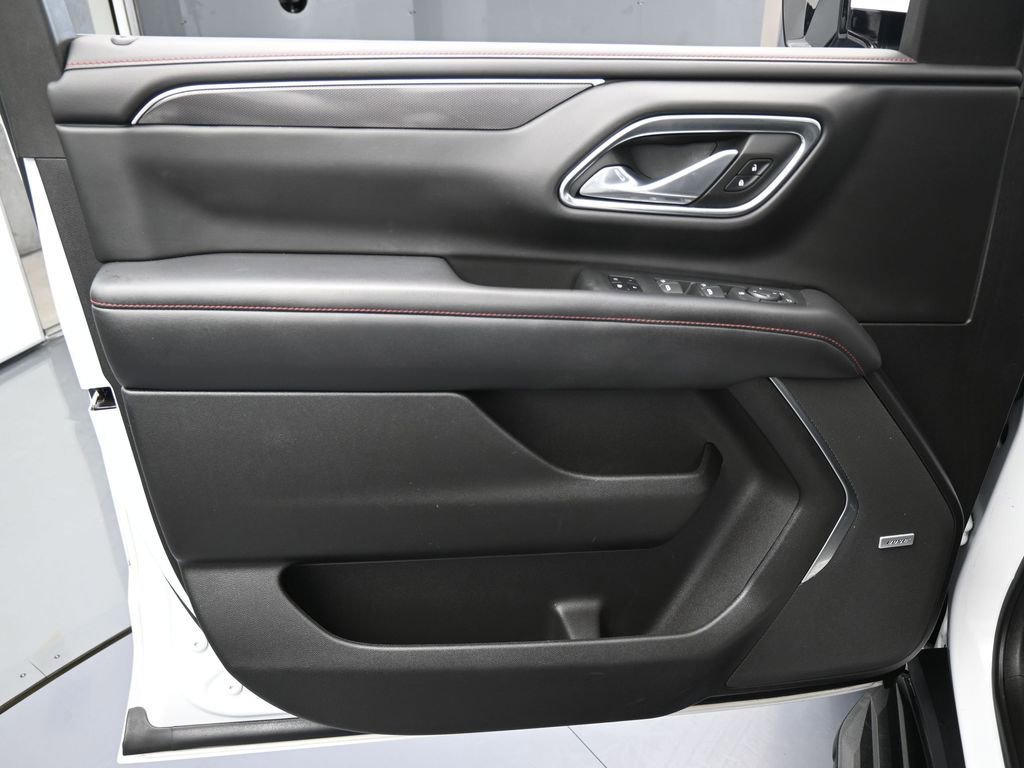 Used 2021 Chevrolet Tahoe RST image 13