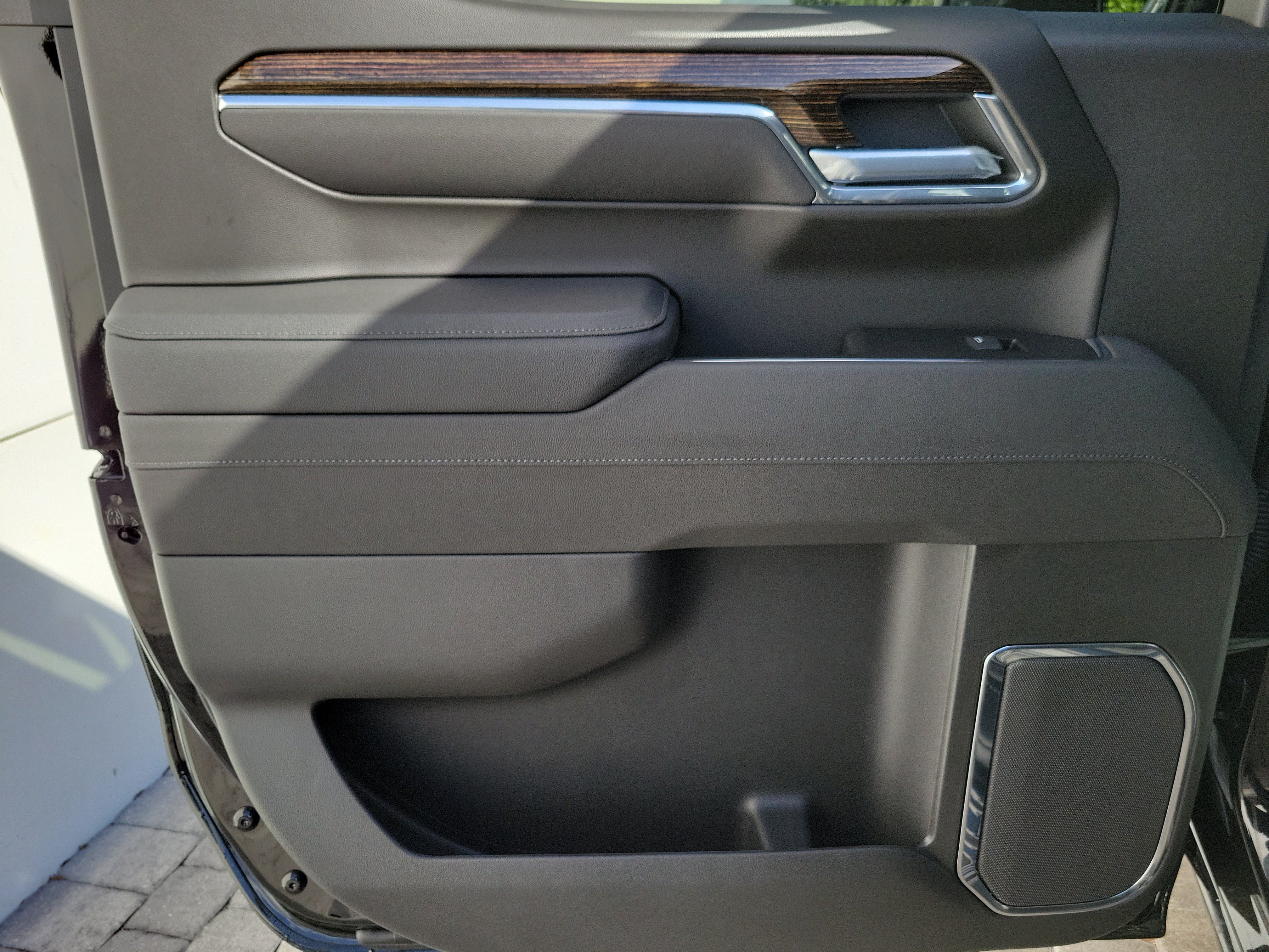 New 2026 GMC Sierra 1500 SLE AWD/4WD image 12