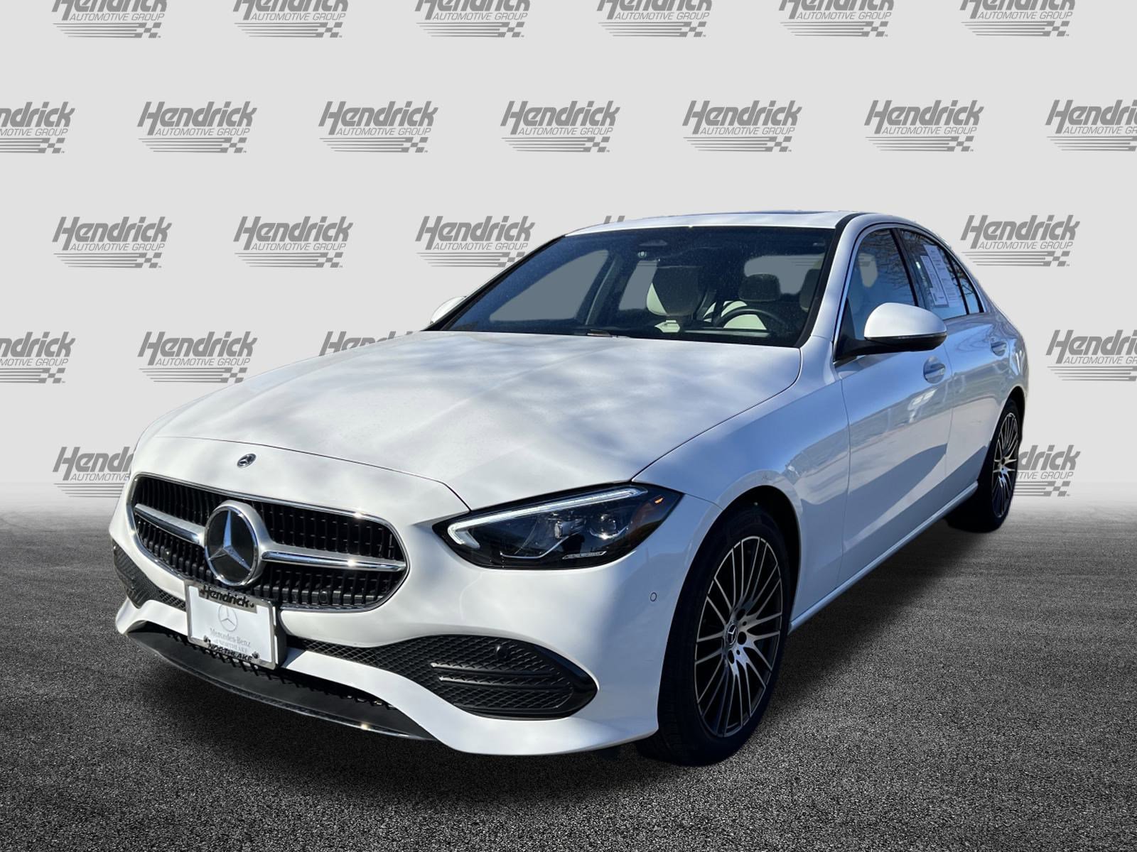 Used 2024 Mercedes-Benz C 300 4MATIC Sedan image 5