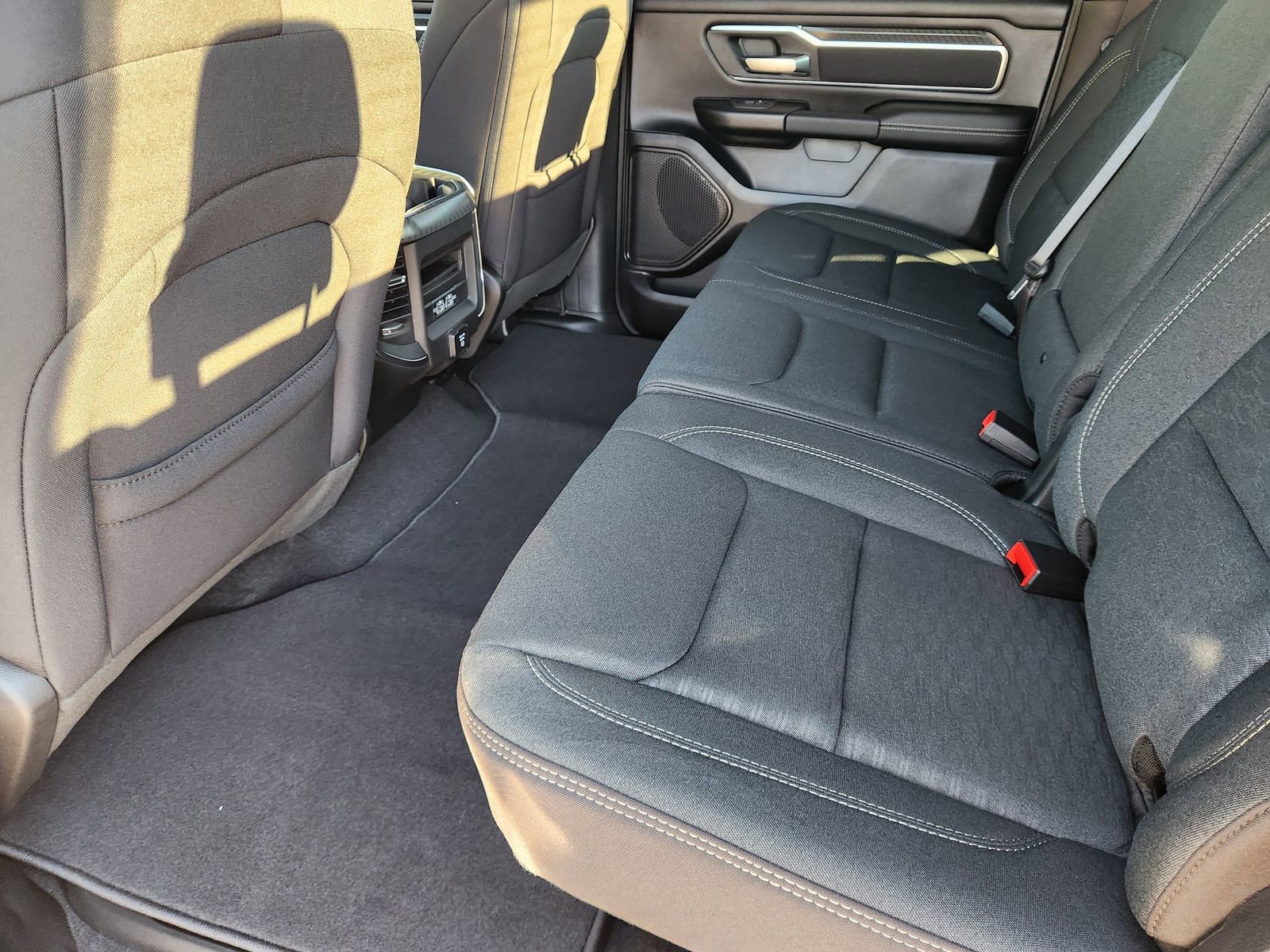 New 2026 RAM 1500 4x4 Crew Cab image 22