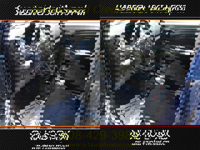 Used 2012 Nissan Versa SV image 3