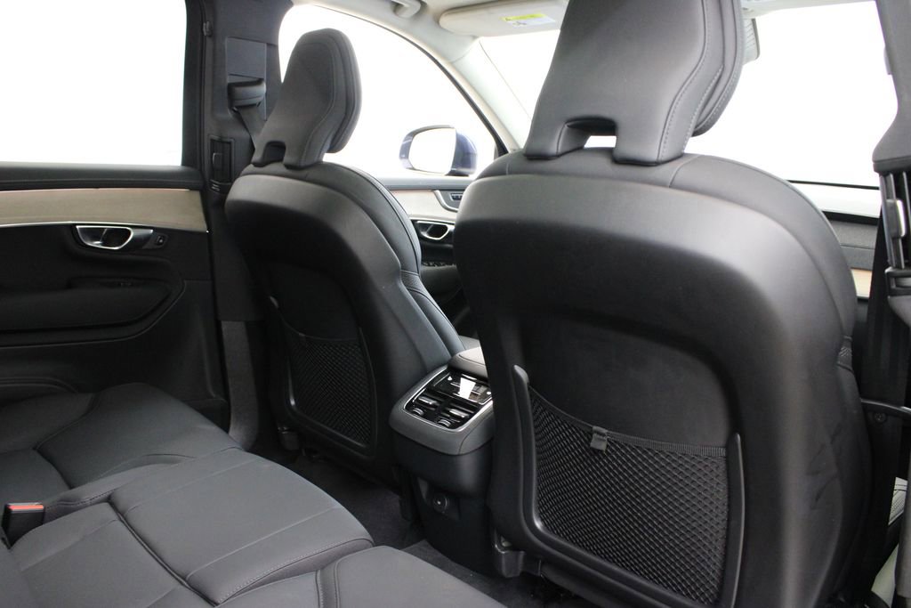 Certified 2025 Volvo XC90 B6 Plus AWD/4WD image 22