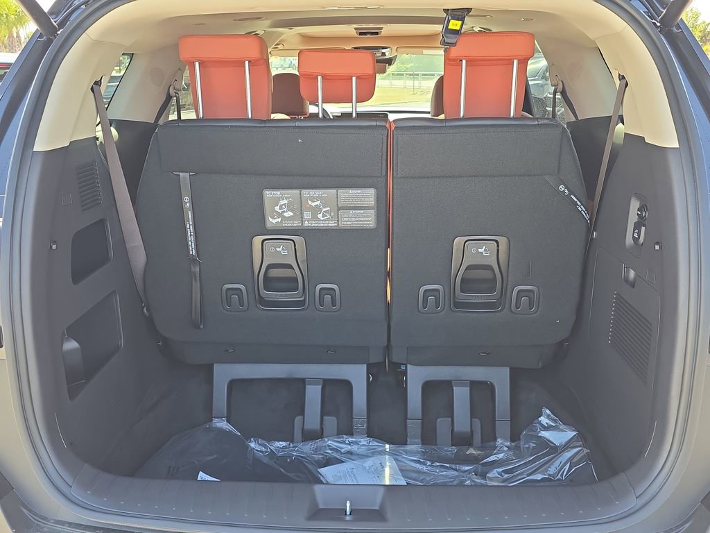 New 2026 Kia Carnival SX Prestige image 10