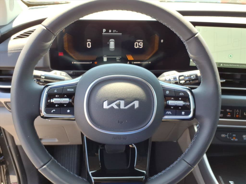 New 2026 Kia Carnival FWD image 19