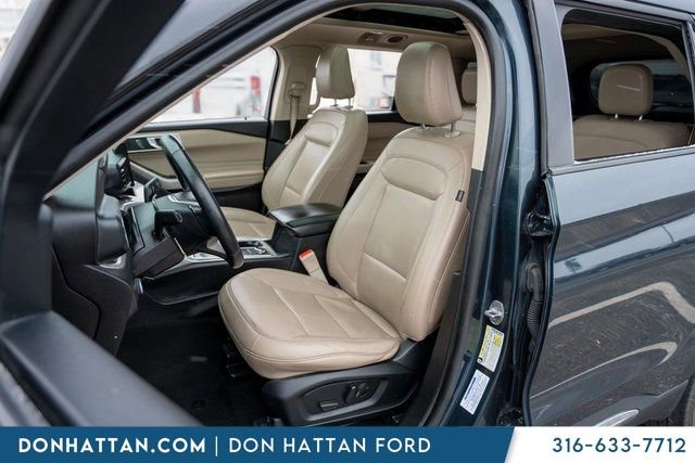 Used 2023 Ford Explorer XLT w/ Equipment Group 202A image 4