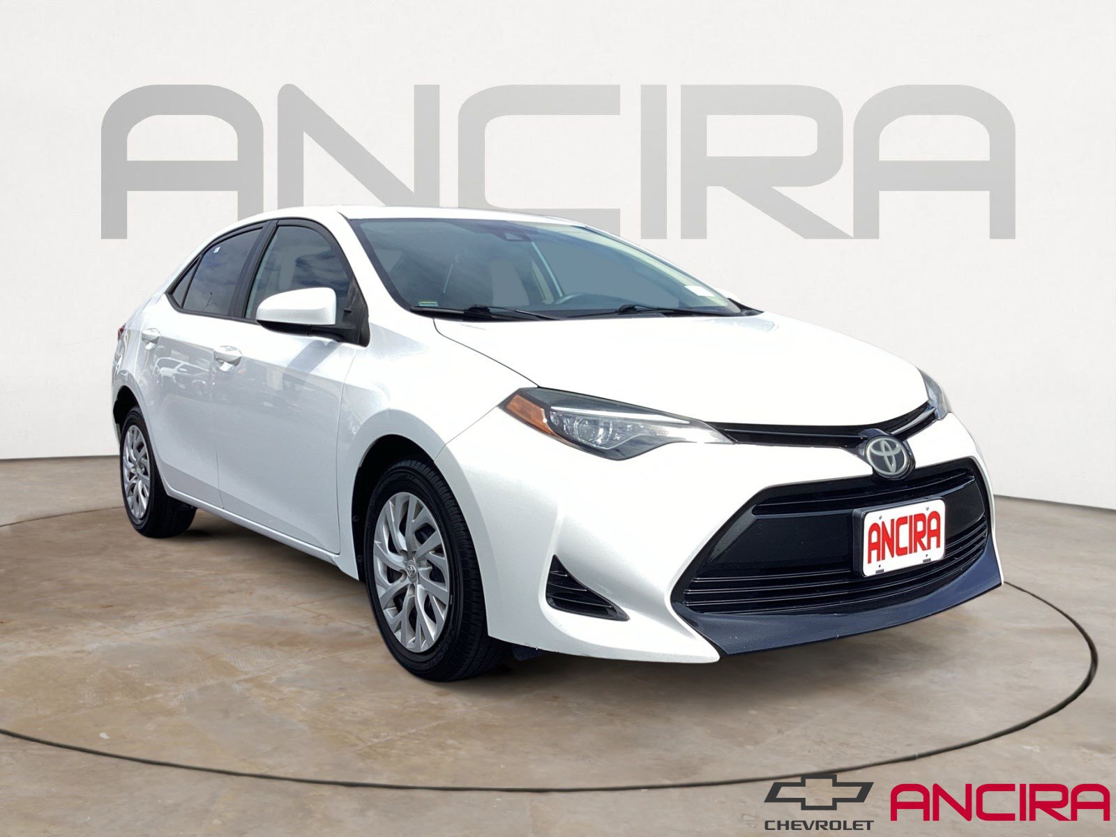Used 2017 Toyota Corolla LE FWD video 1