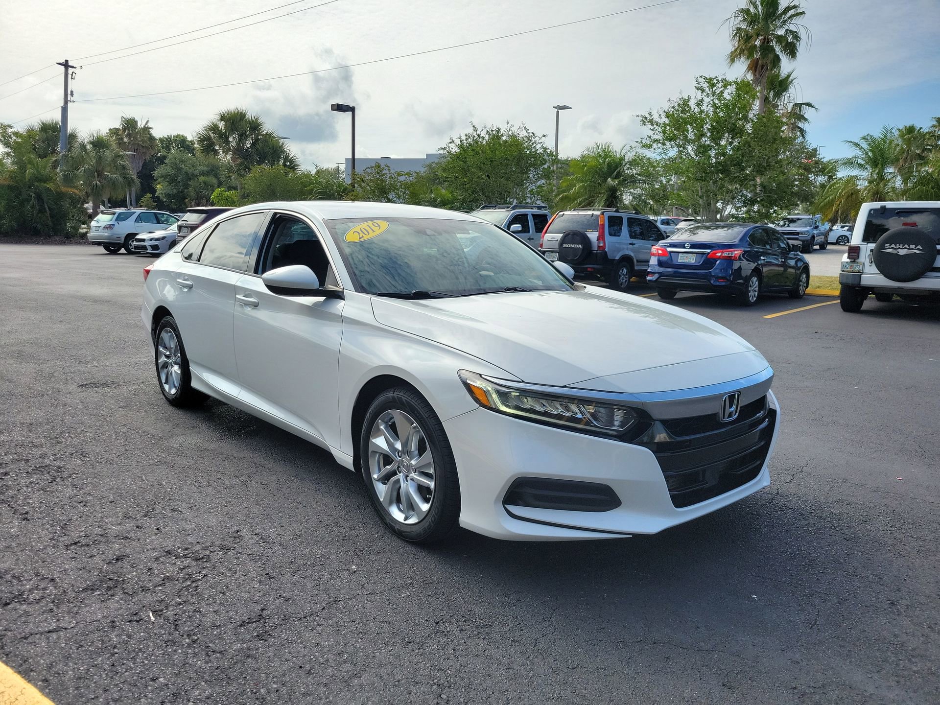 Used 2019 Honda Accord LX image 2