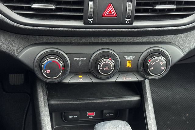 Certified 2022 Kia Forte LXS image 25