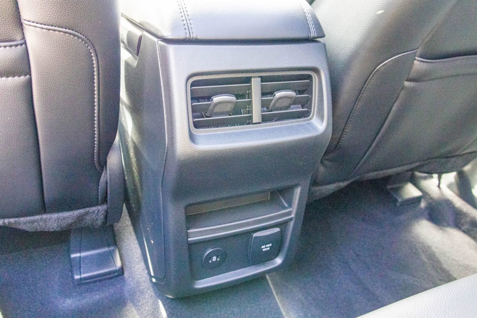 New 2024 Ford Edge SEL w/ Convenience Package image 32