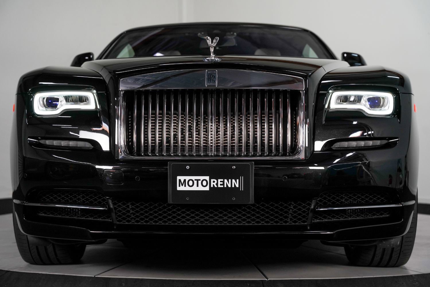 Used 2017 Rolls-Royce Wraith image 16