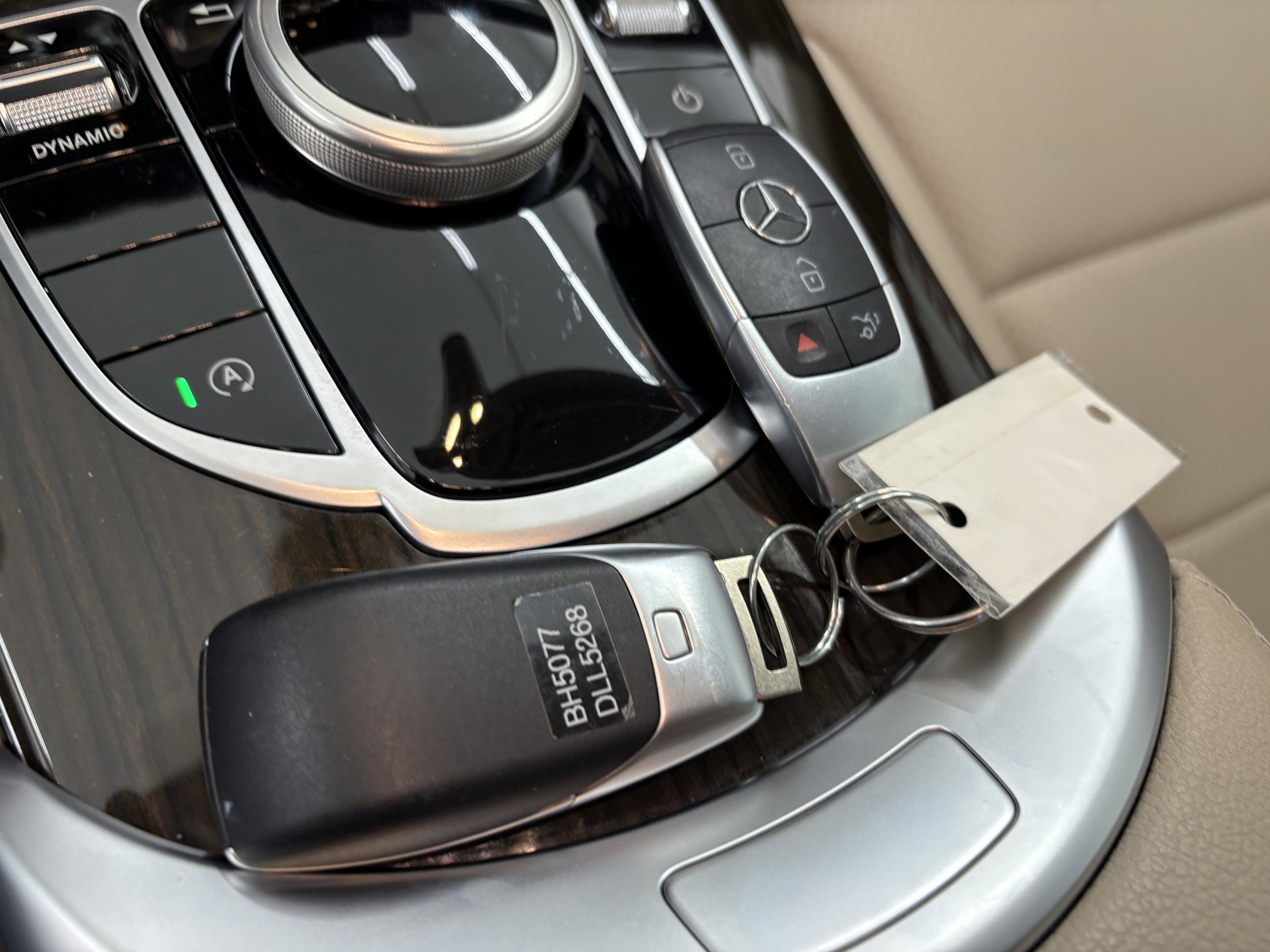 Used 2020 Mercedes-Benz C 300 4MATIC Sedan image 28