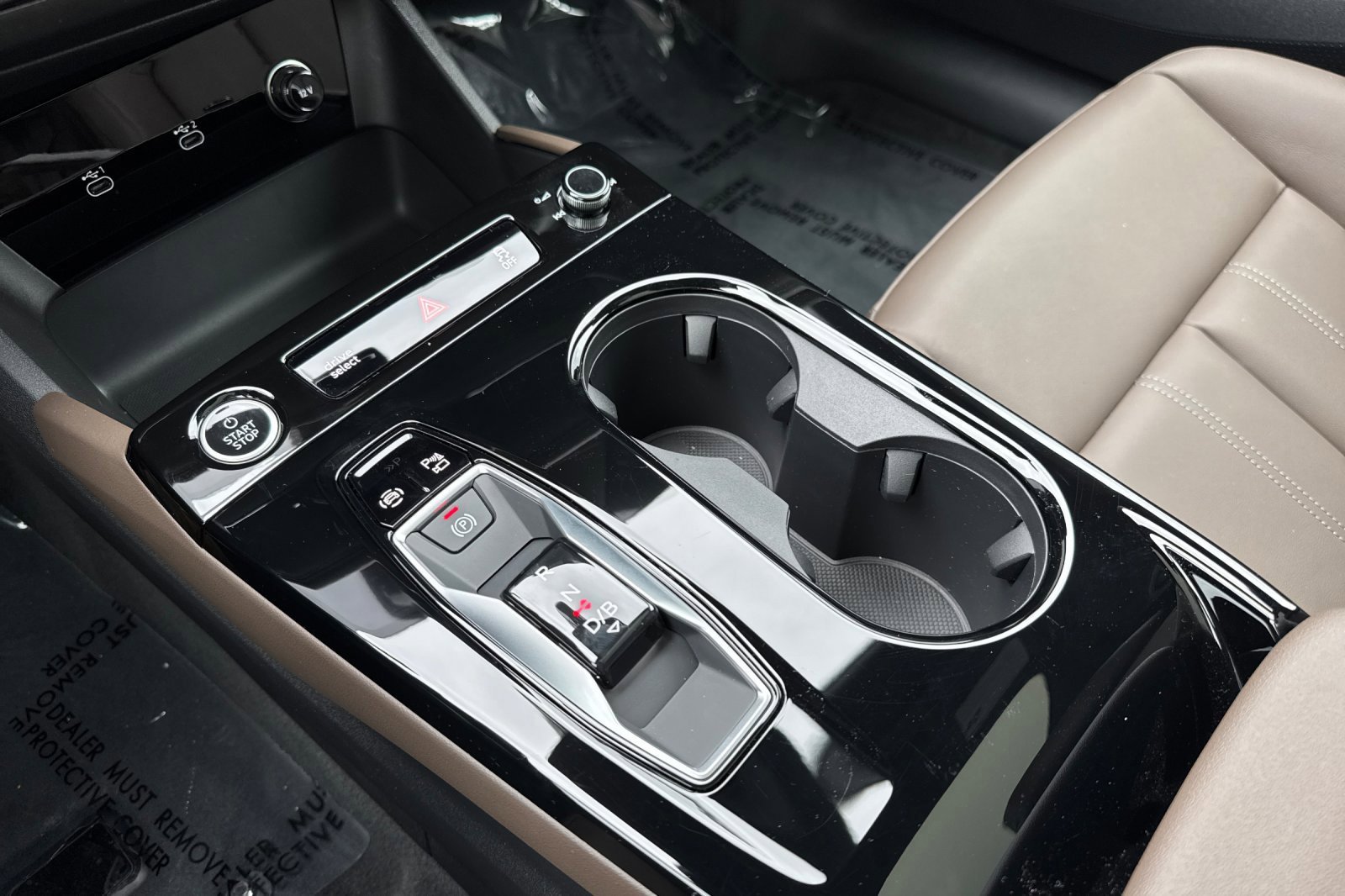 New 2025 Audi A6 e-tron Premium Plus image 18