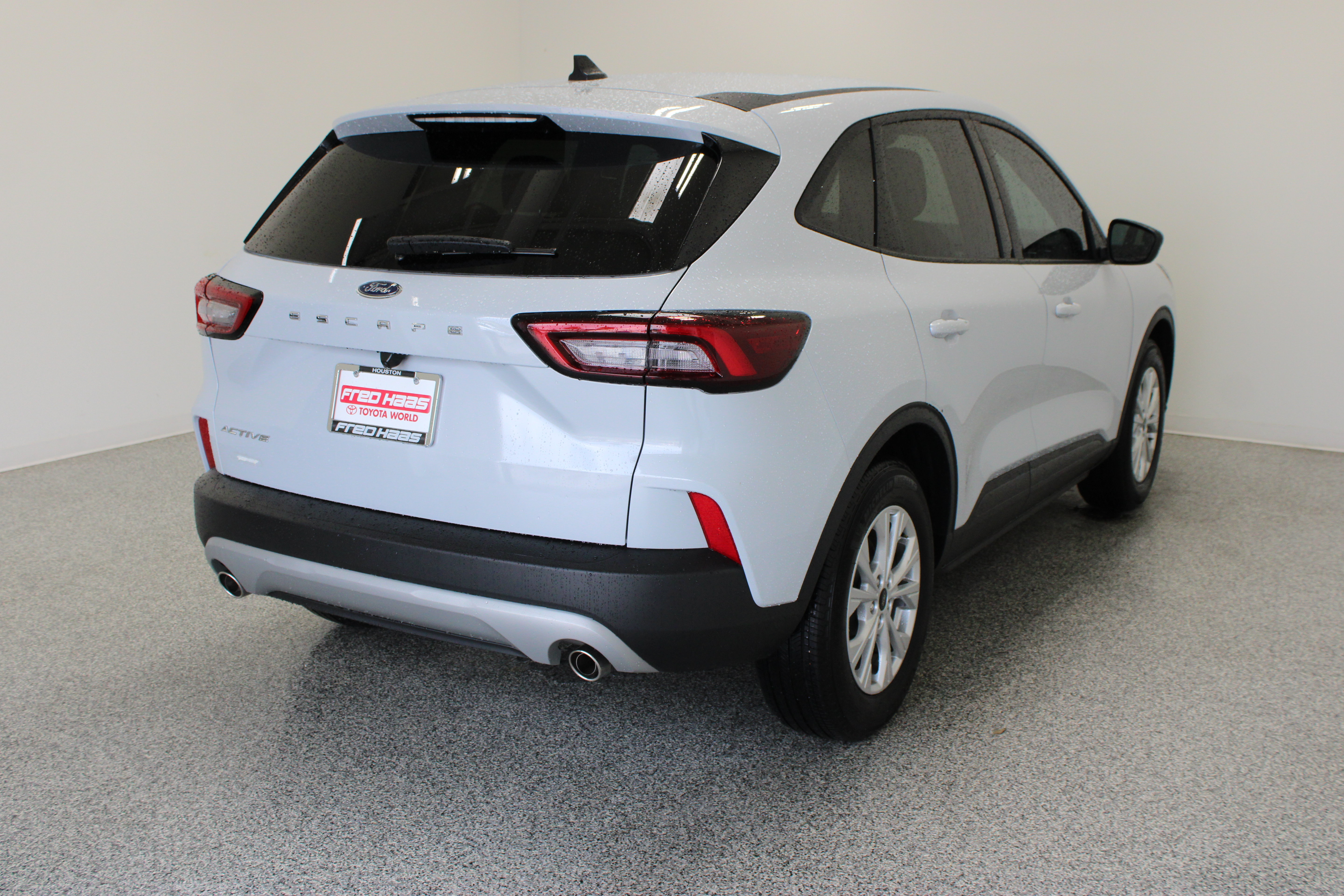 Used 2025 Ford Escape Active FWD image 7