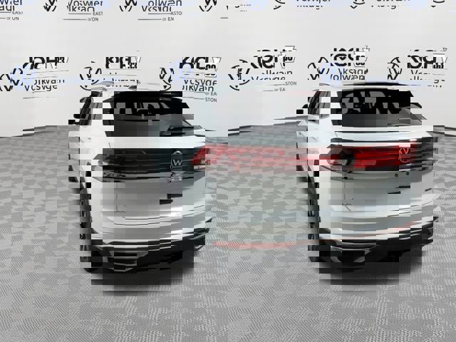 New 2026 Volkswagen Atlas Cross Sport SEL image 8