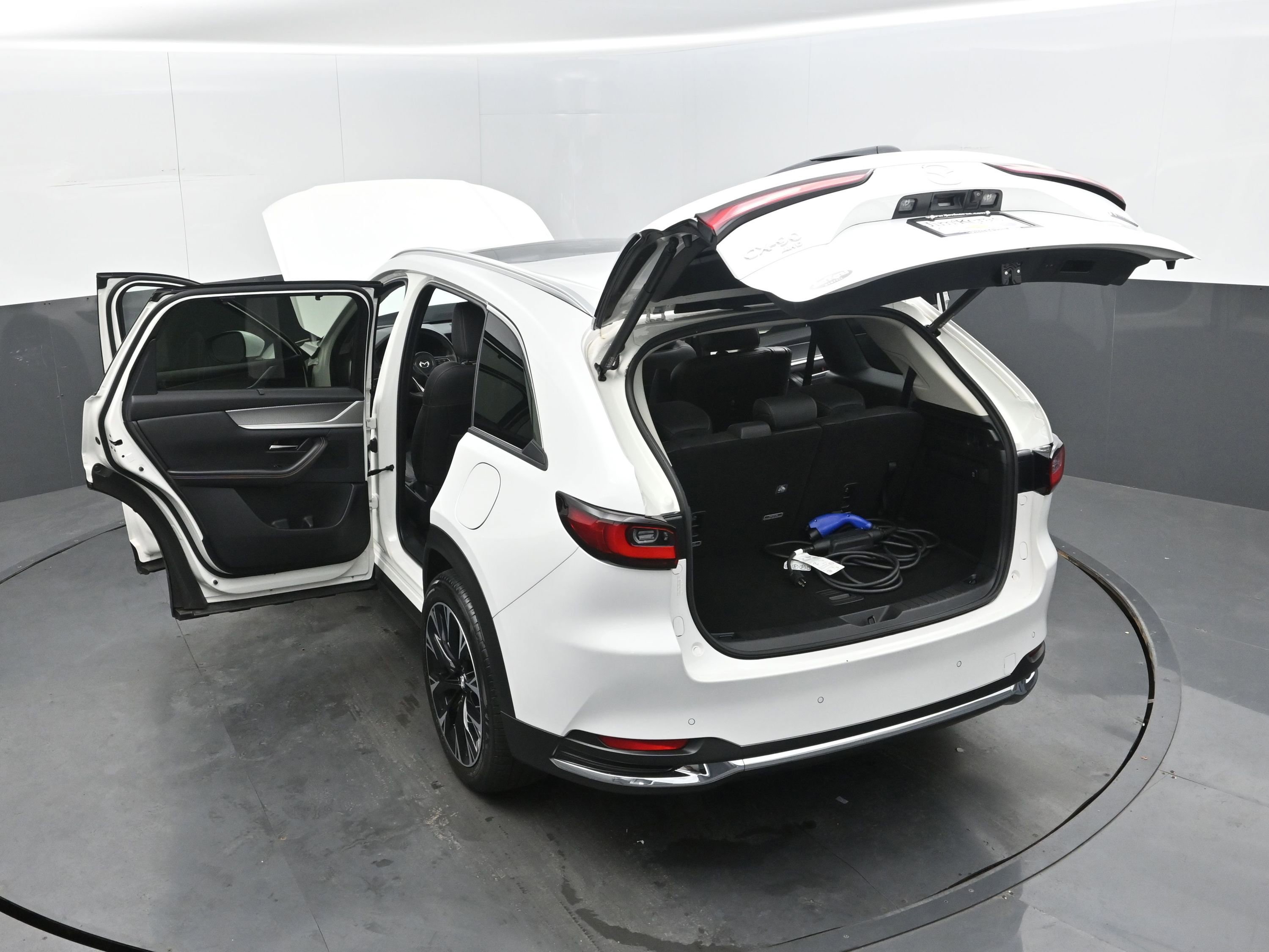 Used 2024 MAZDA CX-90 Plug-In Hybrid w/ Premium Pkg image 41