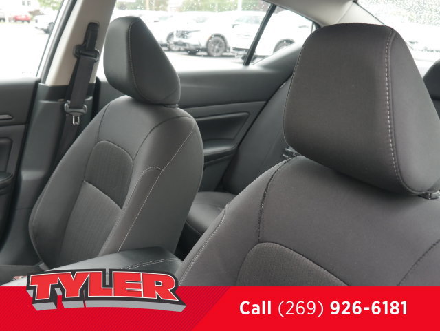 Used 2025 Nissan Altima 2.5 SV FWD image 33