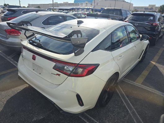 Used 2023 Honda Civic Type R image 3