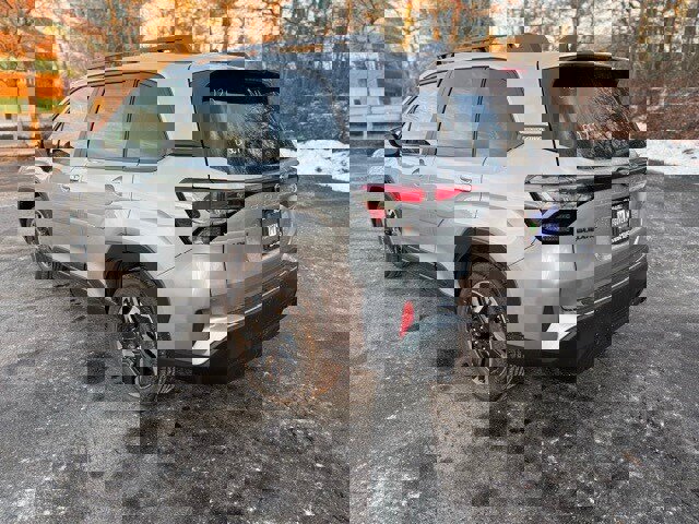 New 2025 Subaru Forester Premium image 8