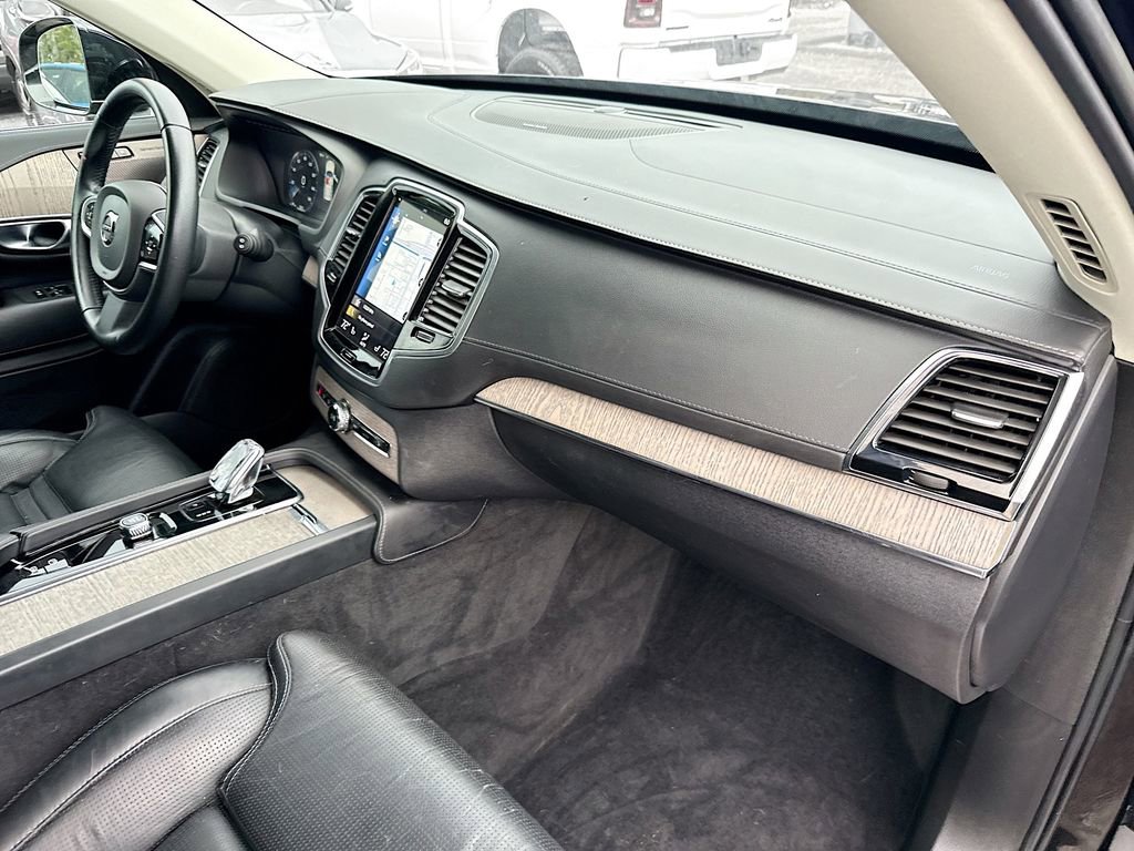 Used 2022 Volvo XC90 T8 Inscription AWD/4WD image 33