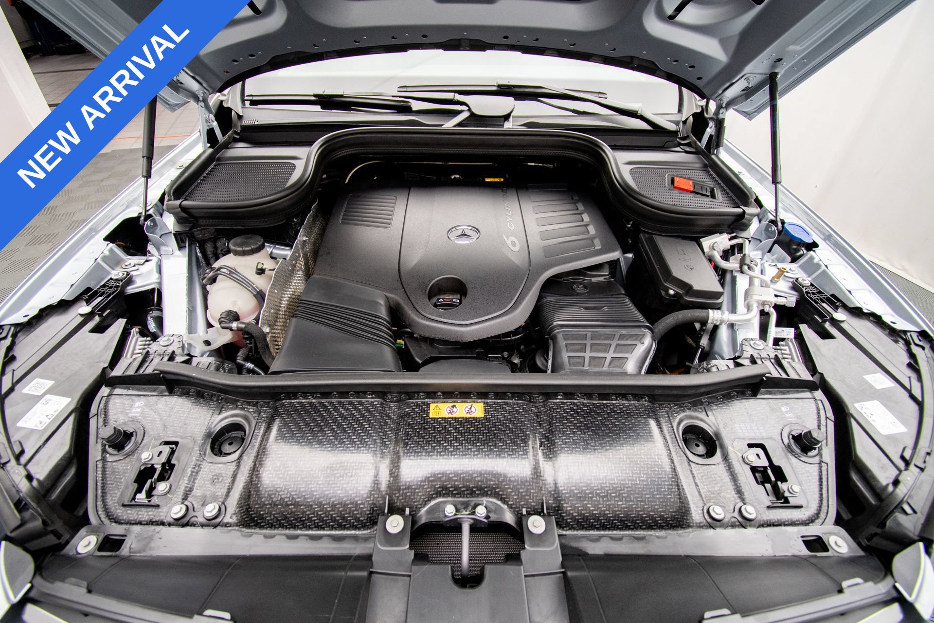 Used 2025 Mercedes-Benz GLS 450 4MATIC image 27