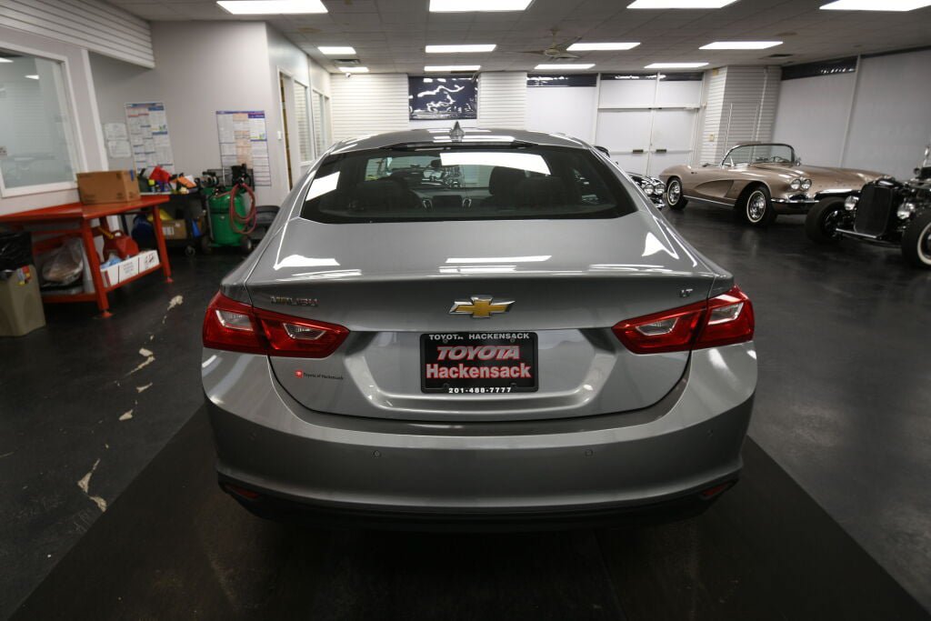 Used 2024 Chevrolet Malibu LT FWD image 6