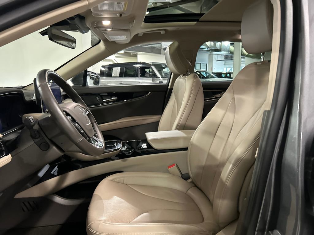 Certified 2023 Lincoln Nautilus Reserve w/ Equipment Group 201A AWD/4WD image 10