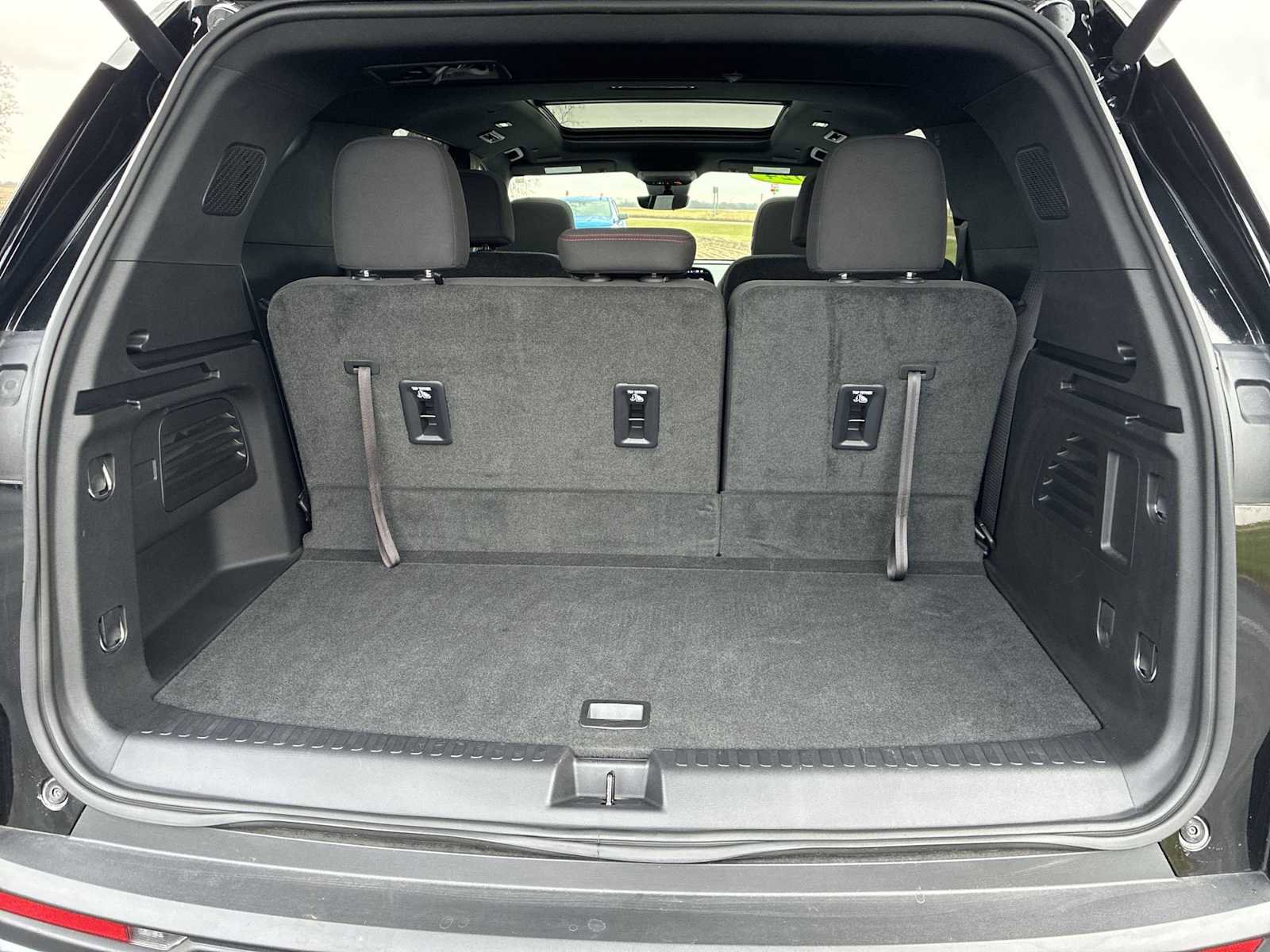 Used 2024 Chevrolet Traverse Z71 w/ Enhanced Driving Package image 26