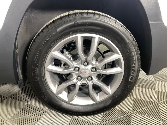 Used 2024 GMC Terrain SLT w/ Infotainment Package II image 42