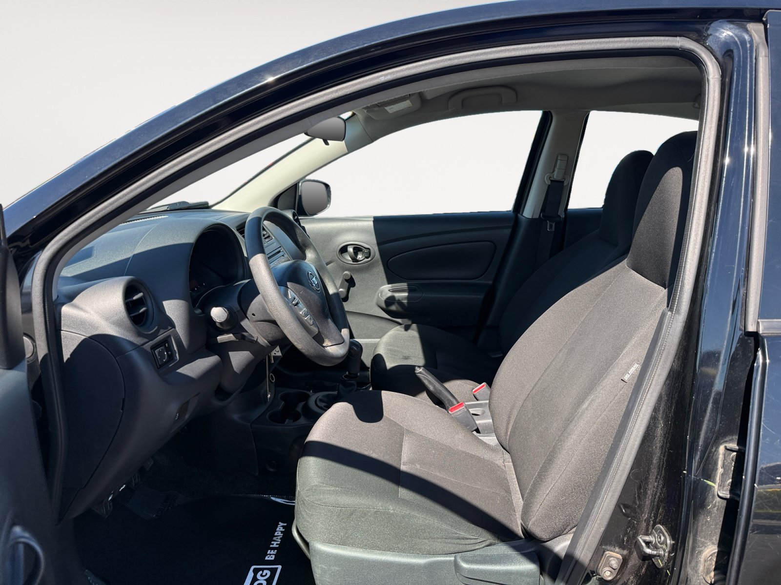 Used 2017 Nissan Versa S FWD image 10