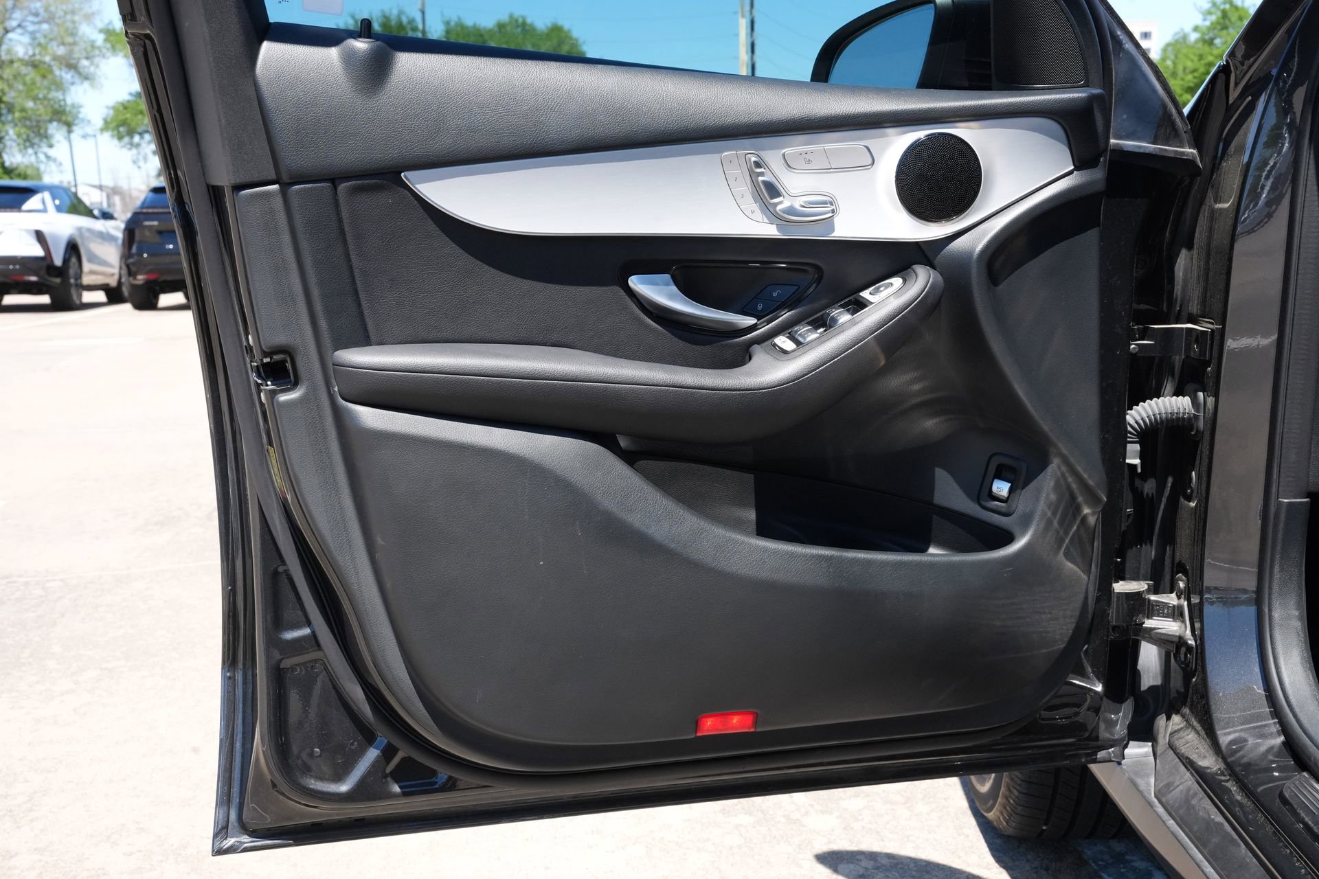 Used 2022 Mercedes-Benz GLC 300 image 19