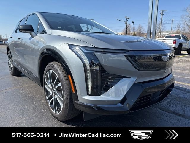 Certified 2025 Cadillac Optiq Sport 2 w/ LPO, Floor Liner Package image 1